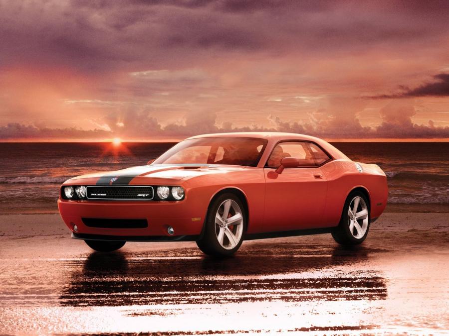  Dodge Challenger SRT8 2008 года  (фото 43 из 356)